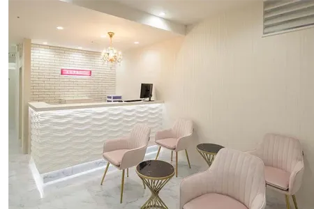 6.エミナルクリニック新宿西口院の院情報｜プリンスビル7F・東京都新宿区西新宿1-4-1