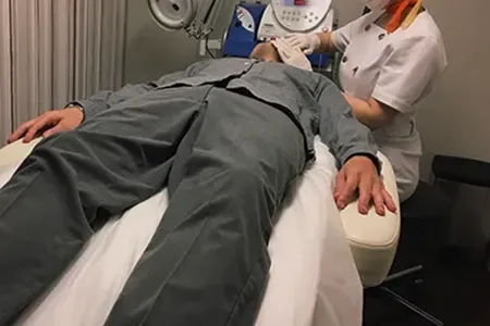 麻酔は使える?ヒゲ脱毛の痛み軽減手段